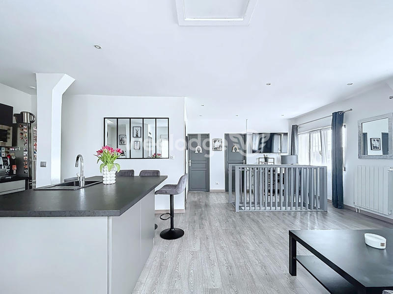 Maison - 88 m² - 4 pièces