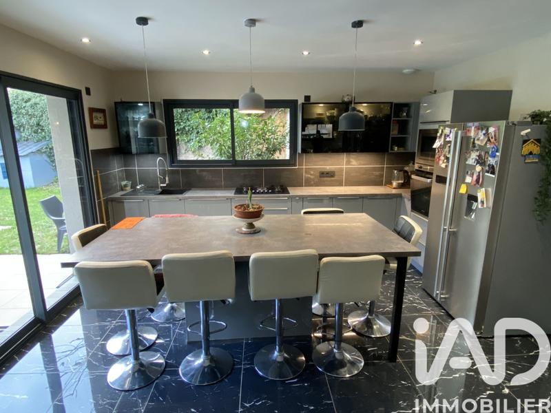 Maison - 160 m² - 7 pièces