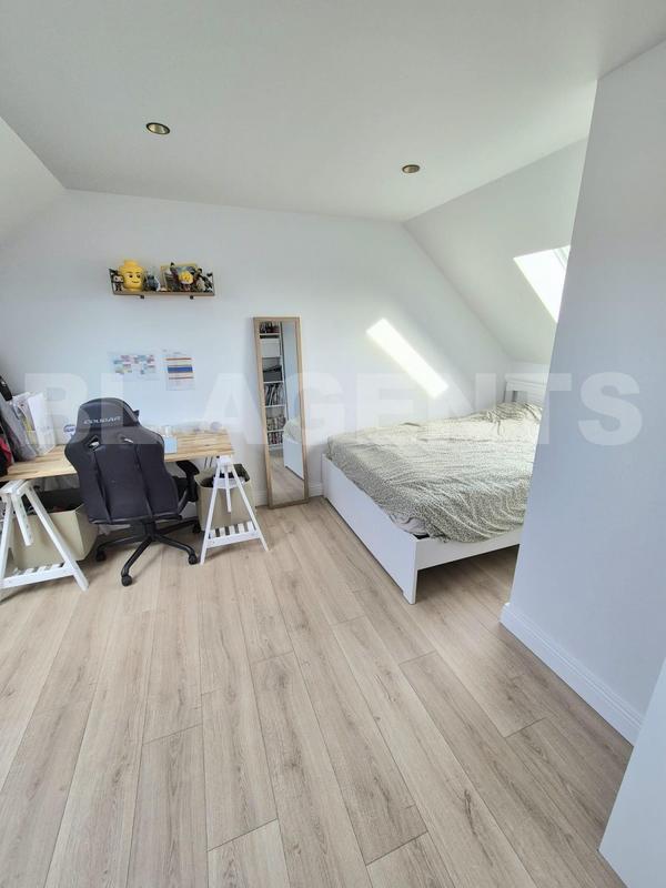 Maison traditionnelle - 120 m² - 6 pièces