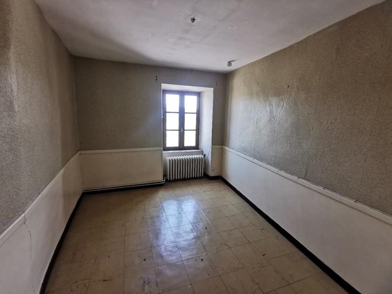 Maison de village - 187 m² - 9 pièces