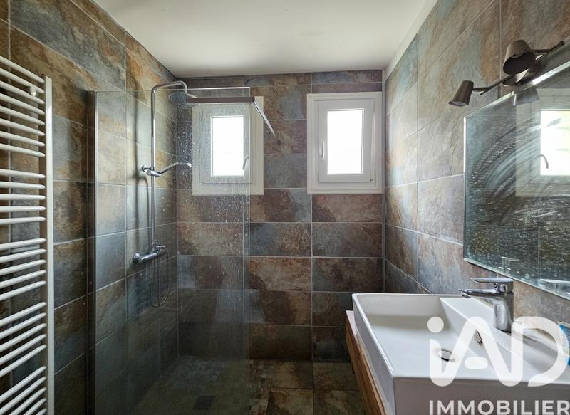 Maison - 122 m² - 7 pièces