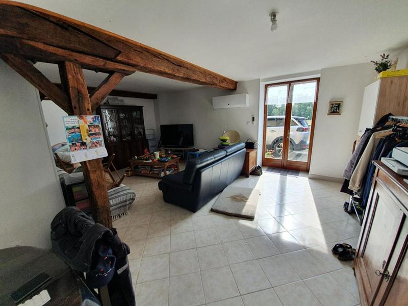 Corps de ferme - 240 m² - 11 pièces