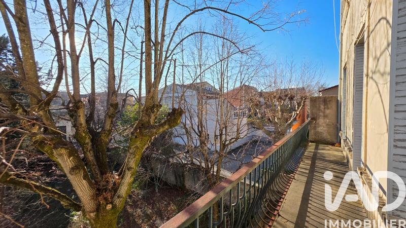 Maison de ville - 200 m² - 11 pièces