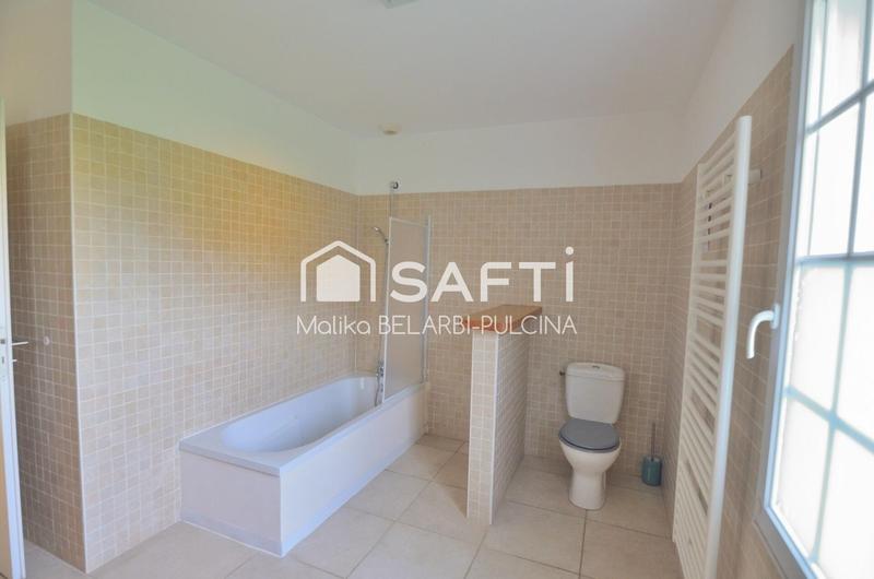 Maison - 160 m² - 5 pièces