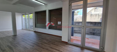 Local commercial - 82 m²