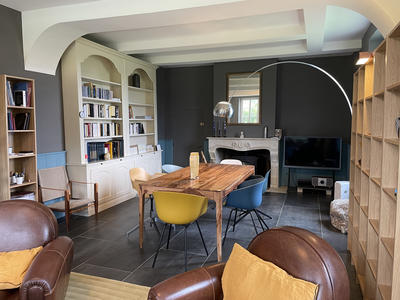 Maison - 399 m² - 7 pièces