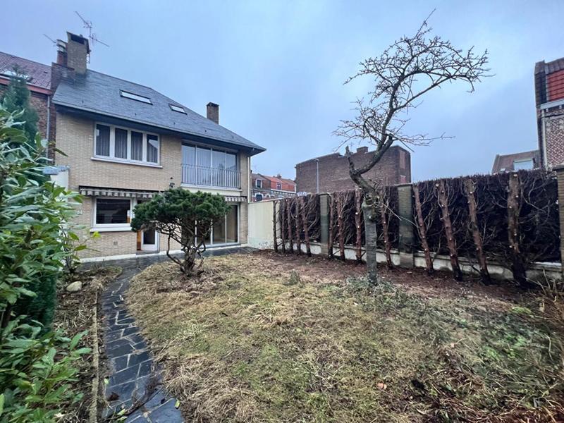 Maison - 142 m² - 5 pièces