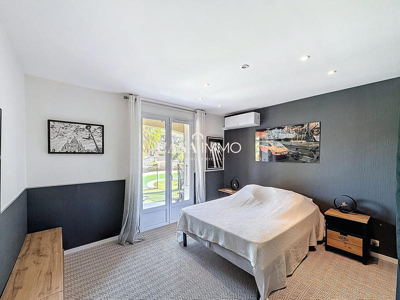 Maison - 167 m² - 6 pièces