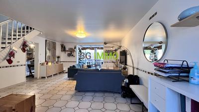 Maison - 115 m² - 6 pièces