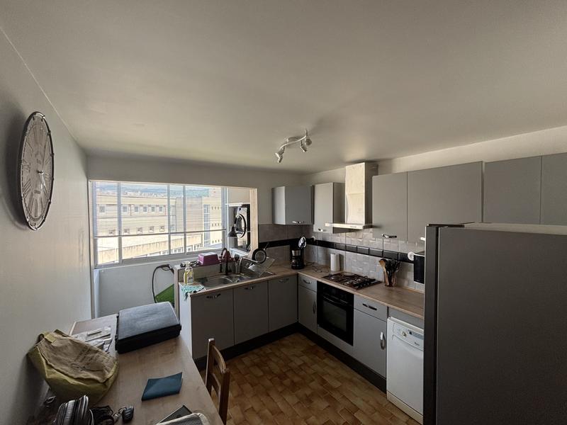 Appartement - 79 m² - 5 pièces