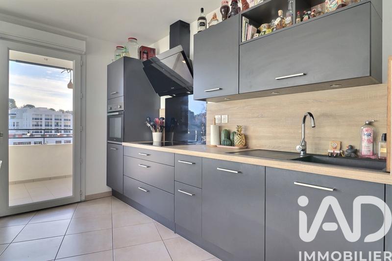 Appartement - 65 m² - 3 pièces