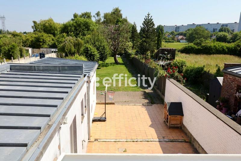 Maison - 188 m² - 8 pièces