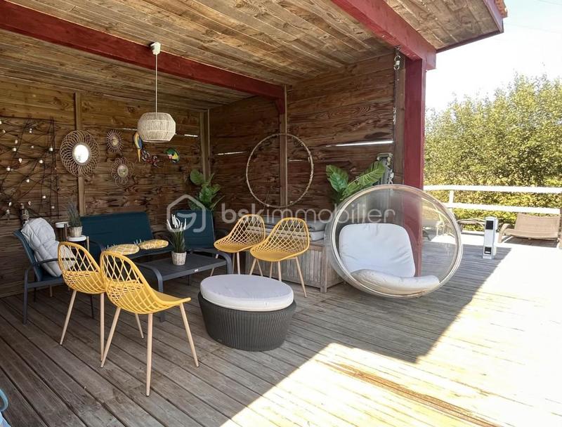 Maison en pierre - 280 m² - 9 pièces