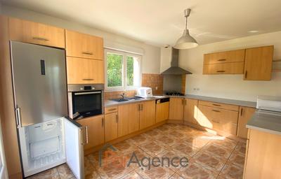 Maison - 175 m² - 6 pièces