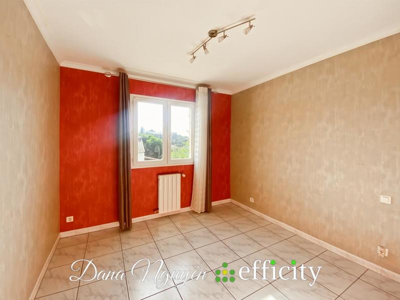 Villa - 109 m² - 6 pièces