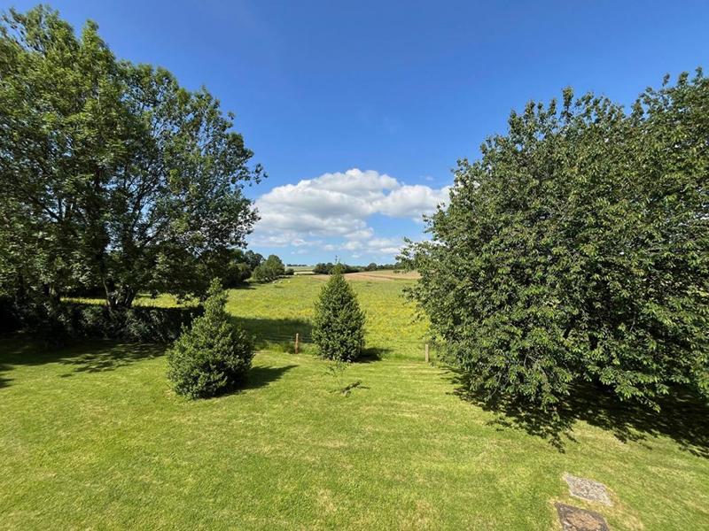 Propriété - 181 m² - 7 pièces