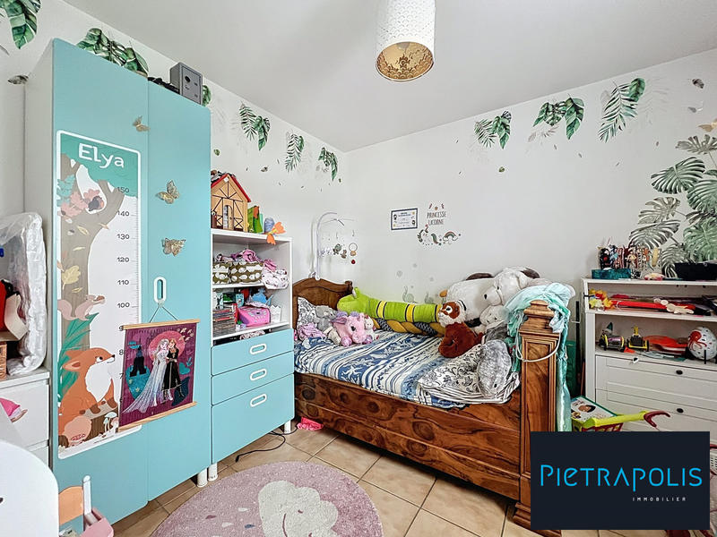 Appartement - 75 m² - 4 pièces