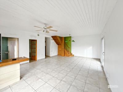 Maison - 180 m² - 7 pièces