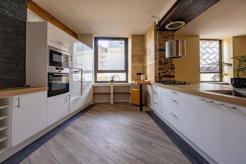 Appartement - 106 m² - 4 pièces