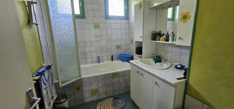 Maison - 104 m² - 6 pièces