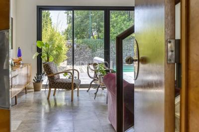 Maison - 327 m² - 15 pièces