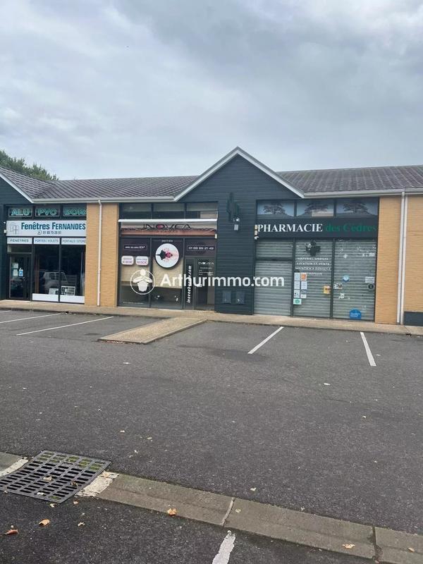 Magasins - 91 m² - 4 pièces