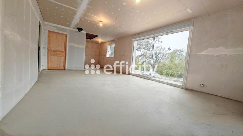 Maison - 150 m² - 4 pièces