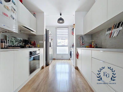 Appartement - 85 m² - 4 pièces