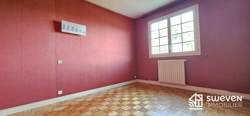 Maison traditionnelle - 146 m² - 6 pièces