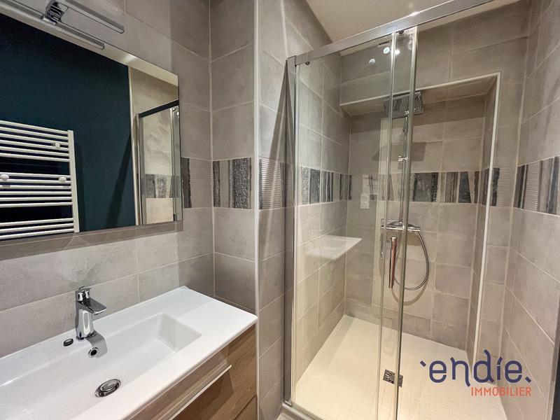 Appartement - 149 m² - 6 pièces