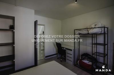 Chambre - 10 m² - 4 pièces