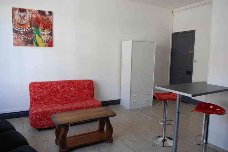 Immeuble - 1 000 m² - 15 pièces