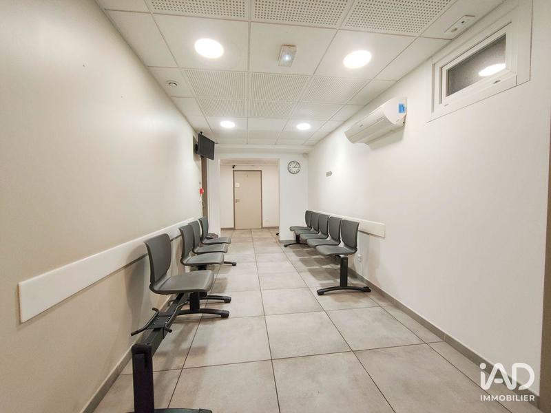 Local commercial - 250 m² - 2 pièces