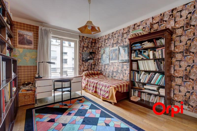 Appartement - 152 m² - 6 pièces