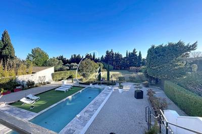 Maison - 180 m² - 5 pièces