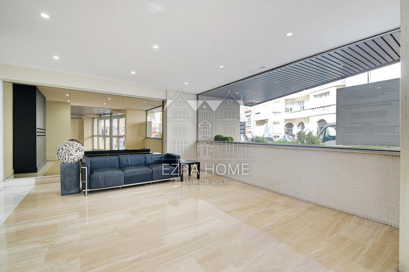 Appartement - 153 m² - 5 pièces