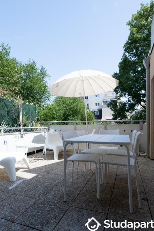 Chambre - 11 m² - 1 pièce