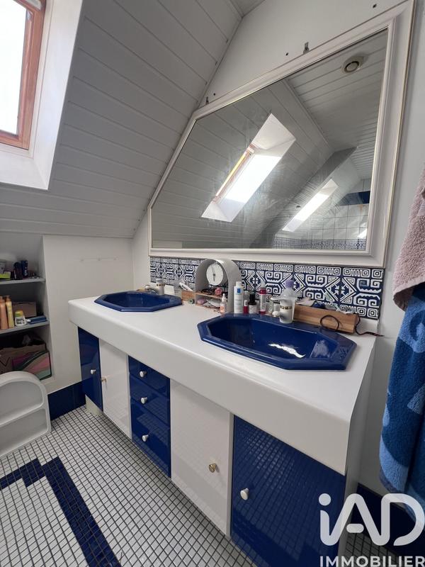 Maison - 158 m² - 7 pièces