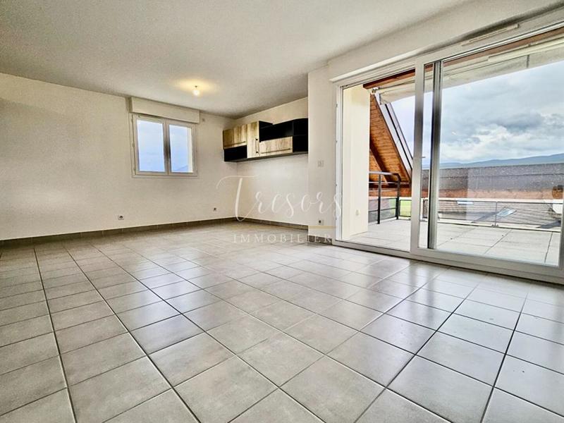 Appartement - 94 m² - 4 pièces