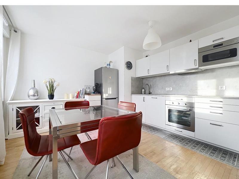 Appartement - 60 m² - 3 pièces