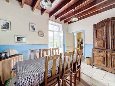 Maison - 142 m² - 6 pièces