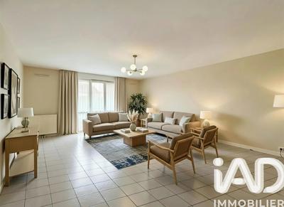 Appartement - 85 m² - 3 pièces