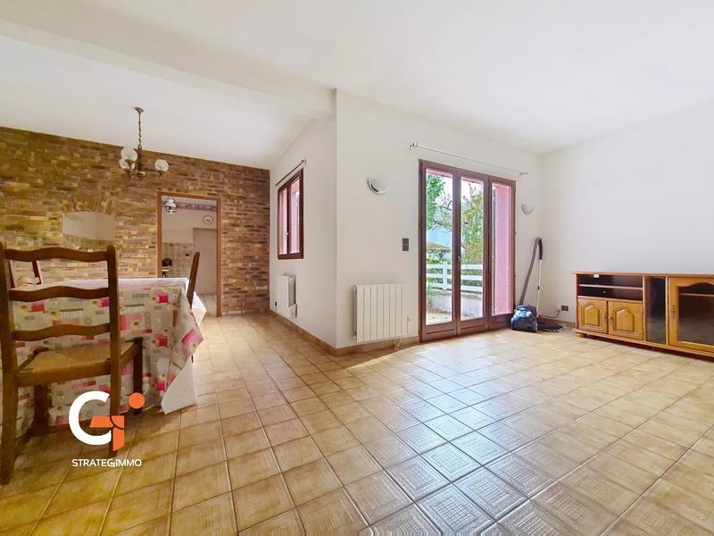 Maison - 107 m² - 6 pièces
