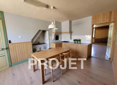 Maison de village - 150 m² - 6 pièces