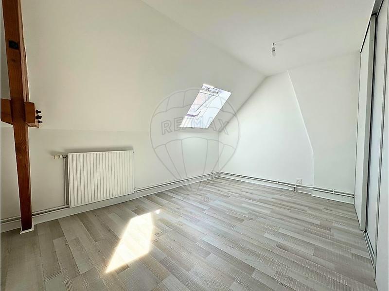 Corps de ferme - 160 m² - 8 pièces