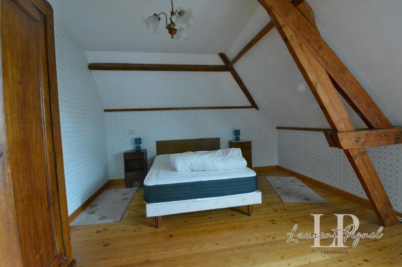 Maison - 188 m² - 7 pièces