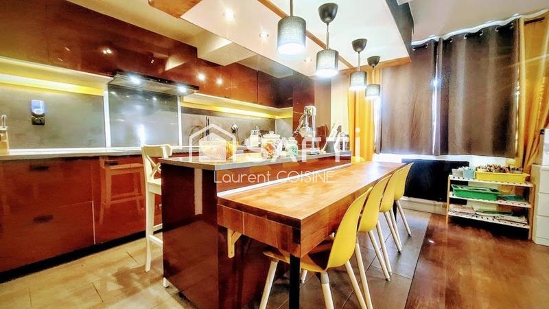 Appartement - 94 m² - 3 pièces