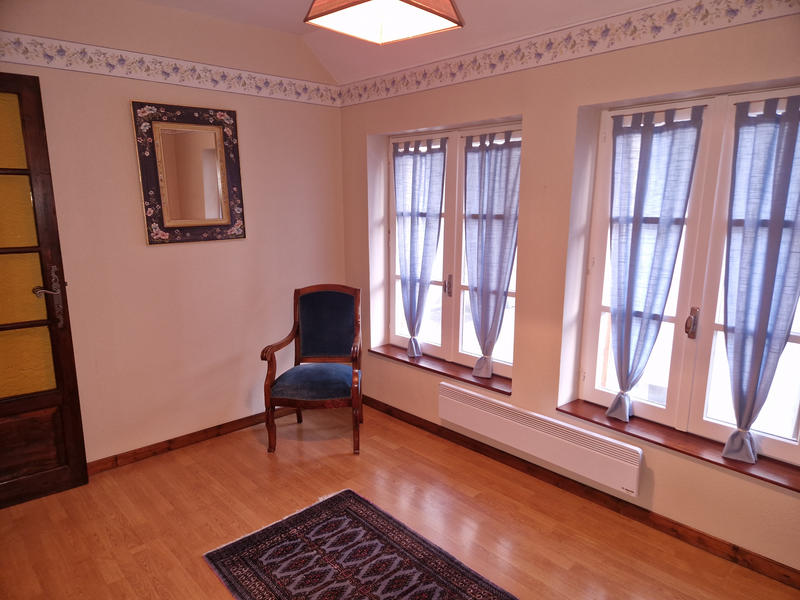 Appartement - 77 m² - 4 pièces