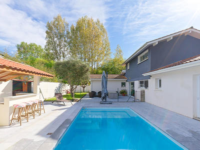 Maison - 172 m² - 6 pièces