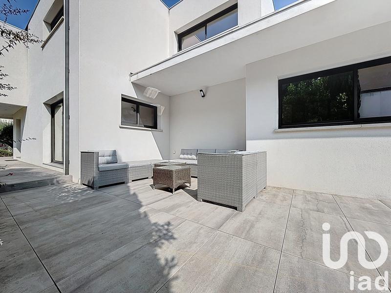 Maison de maîtres - 230 m² - 5 pièces